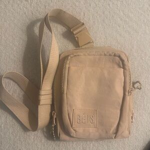 Beis sport bag